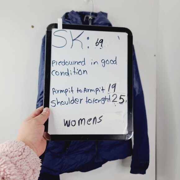 Lululemon Women's Navy Down For It All Run Winter Puffer Jacket Size 8 - Picture 8 of 8